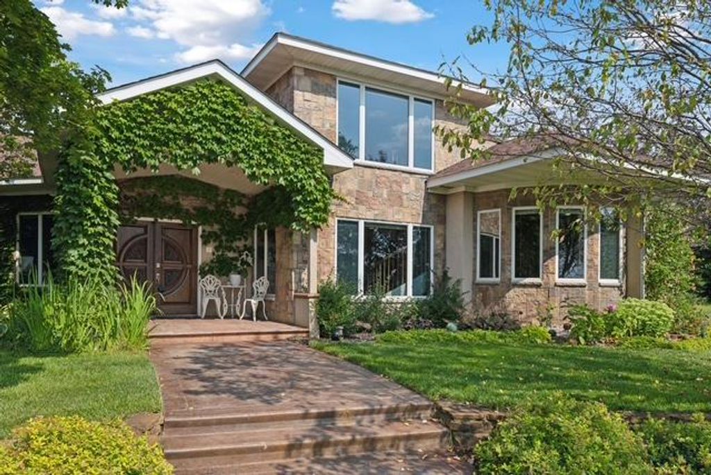 Photo of 19661 Dakota Avenue, Prior Lake, MN 55372 (MLS # 7049968)