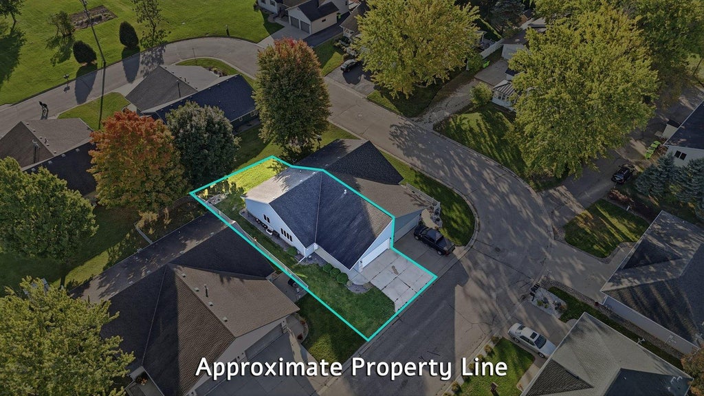 Photo of 585 Zumbrota Avenue, Zumbrota, MN 55992 (MLS # 7158064)