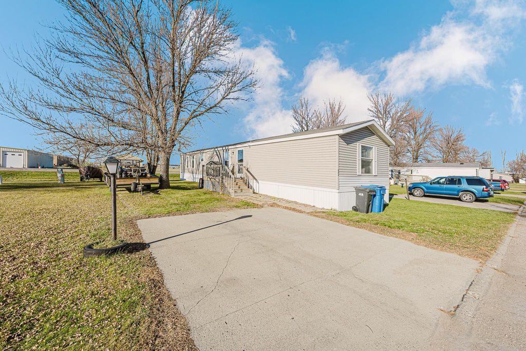 Photo of 206 8th Street NW, Dilworth, MN 56529 (MLS # 7041301)