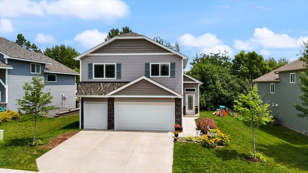 Photo of 415 Willow Creek Parkway, Buffalo, MN 55313 (MLS # 7103083)