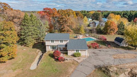 13044 289th Avenue NW Zimmerman MN 55398