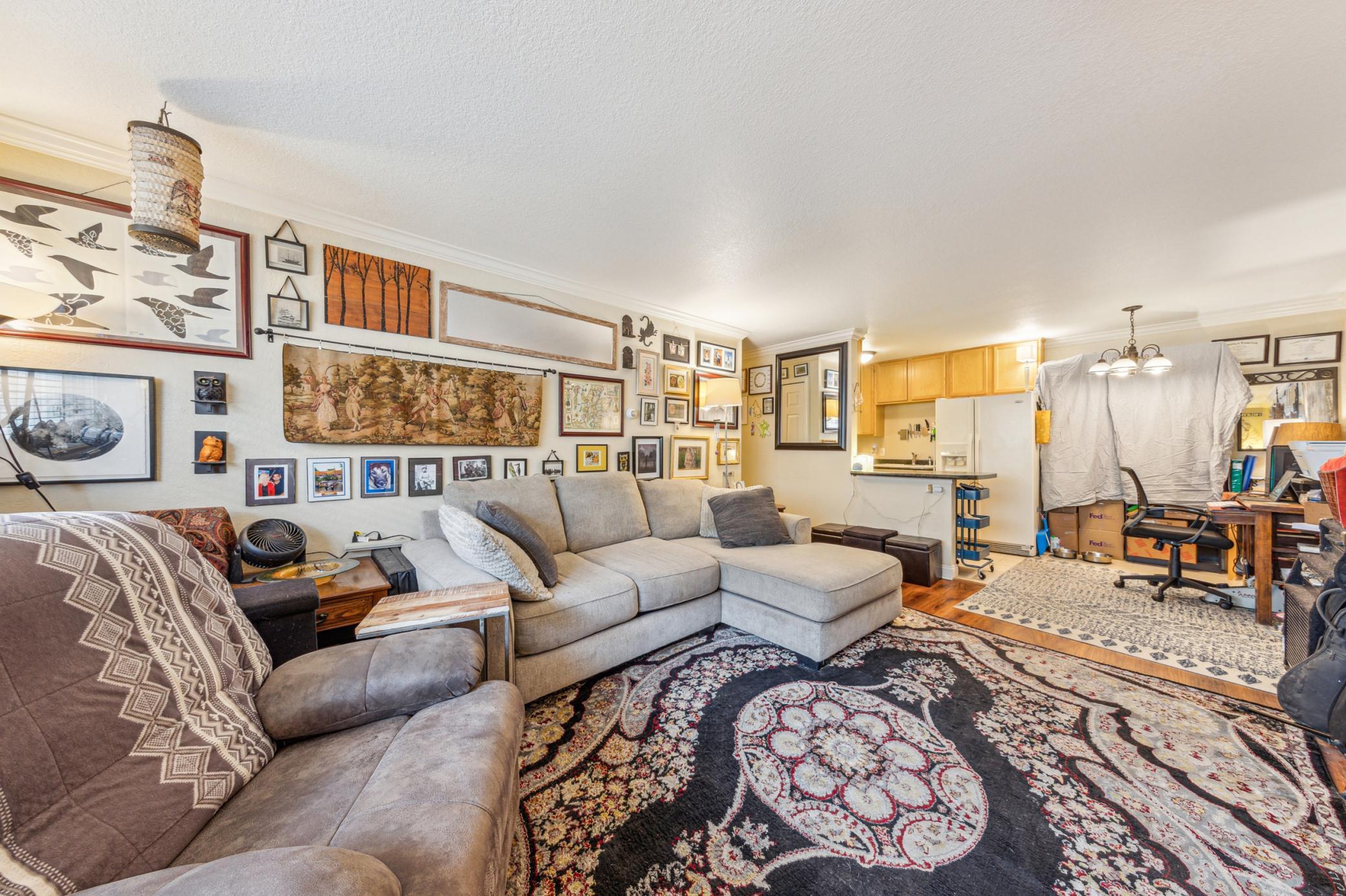 3120 Hennepin Avenue 103