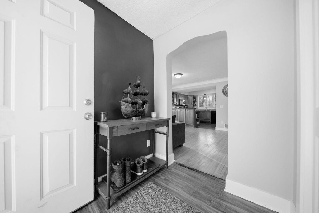 Photo of 3631 Colfax Avenue N, Minneapolis, MN 55412 (MLS # 7002080)