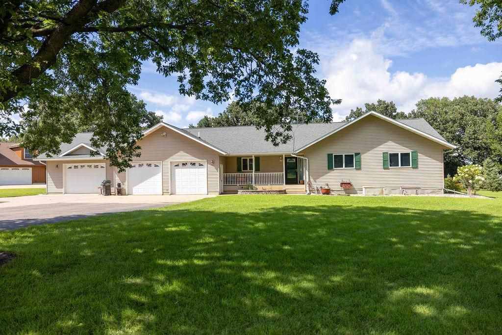 Photo of 4 S Fox Lake Drive E, Sherburn, MN 56171 (MLS # 7020975)