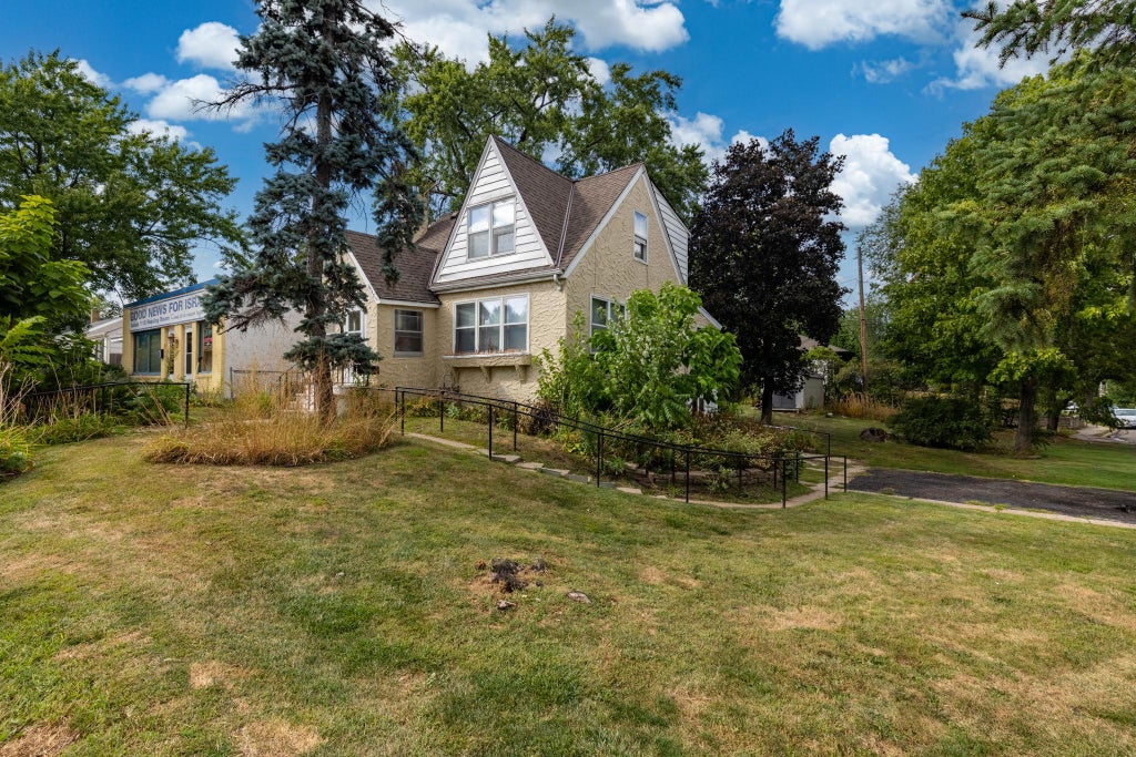 Photo of 6404 Minnetonka Boulevard, Saint Louis Park, MN 55426 (MLS # 7139113)
