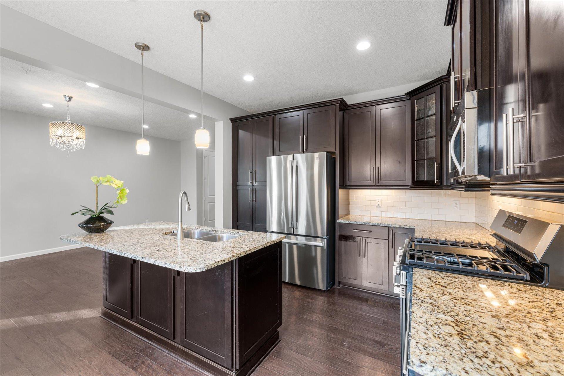 14384 Parkside Court NW