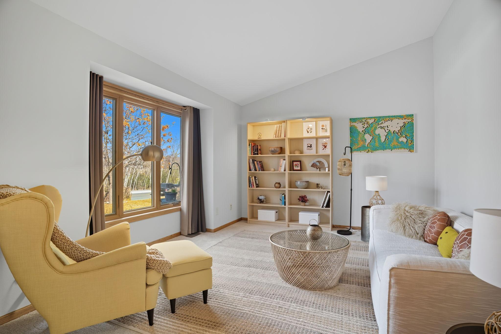 1136 County Road C2 W