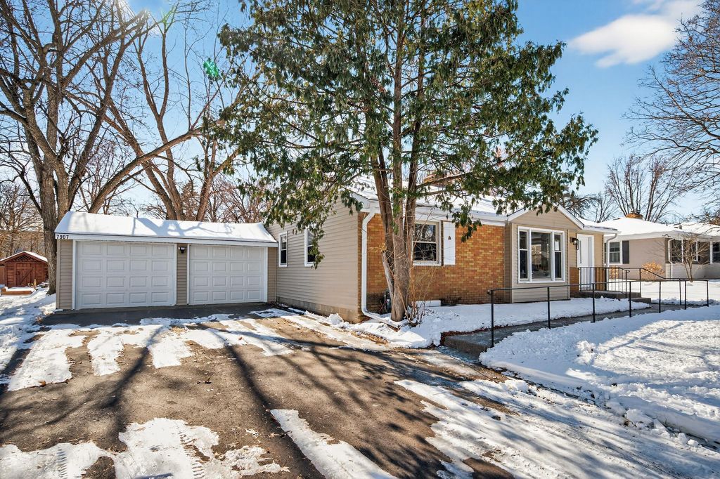 Photo of 7907 W 25th Street, Saint Louis Park, MN 55426 (MLS # 7029140)