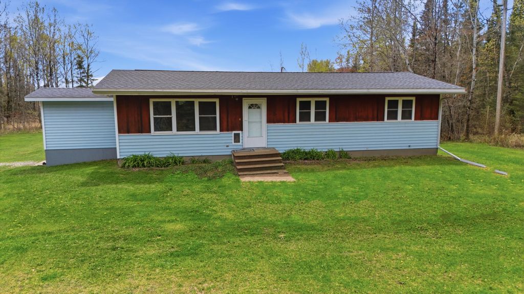 Photo of 11128 Johnson Road, Chisholm, MN 55719 (MLS # 7079892)