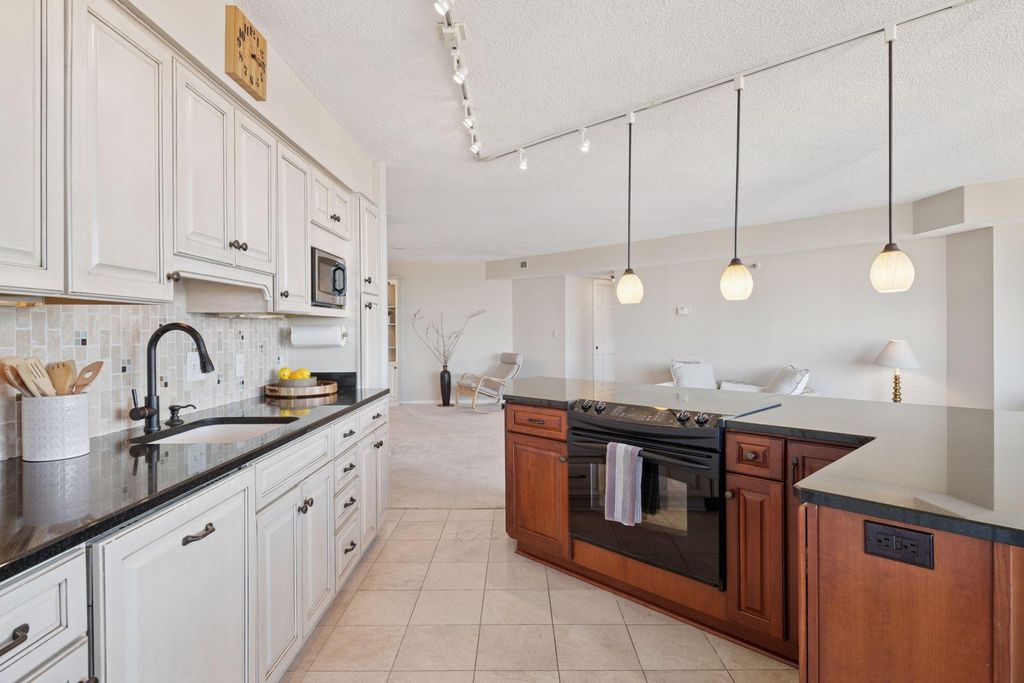 Photo of 6566 France Avenue S #901, Edina, MN 55435 (MLS # 6823547)