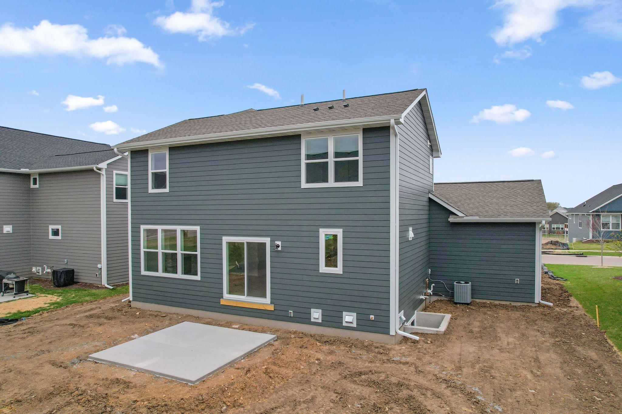 10124 Arrowwood Trail