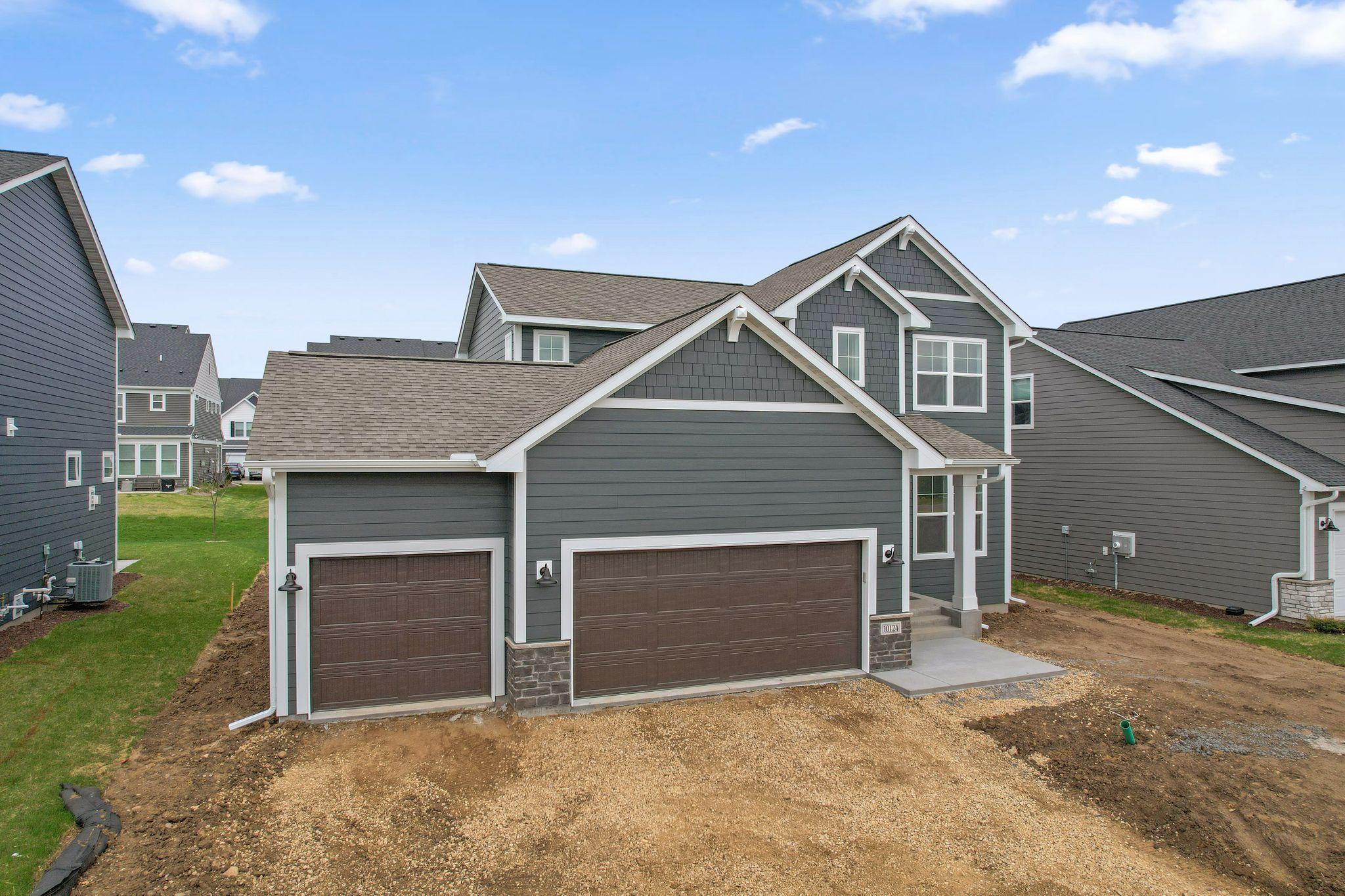 10124 Arrowwood Trail