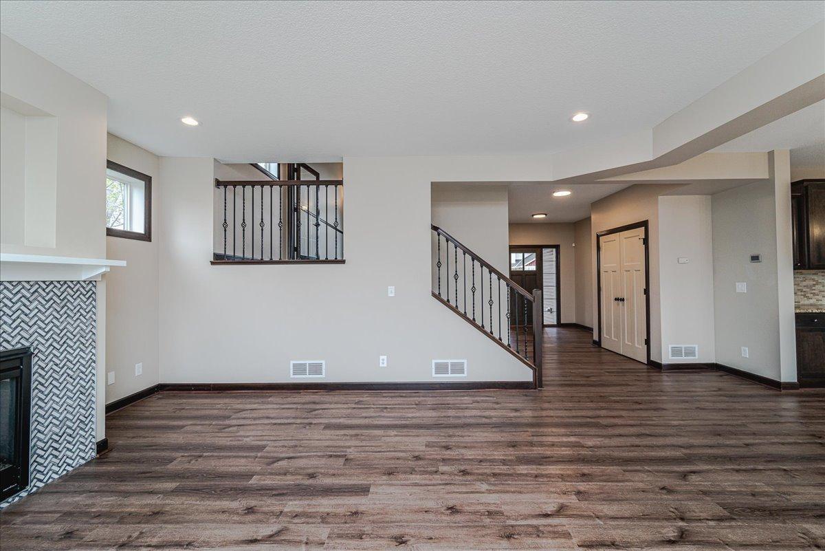 4578 198th Street W