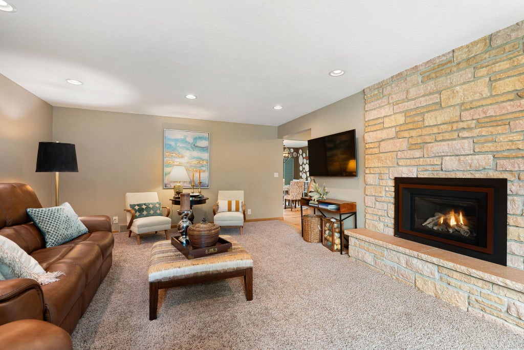 Photo of 406 Ridge Circle, Albert Lea, MN 56007 (MLS # 7103506)