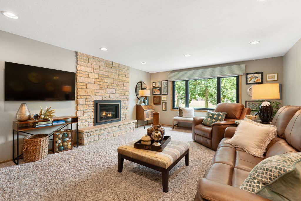 Photo of 406 Ridge Circle, Albert Lea, MN 56007 (MLS # 7103506)