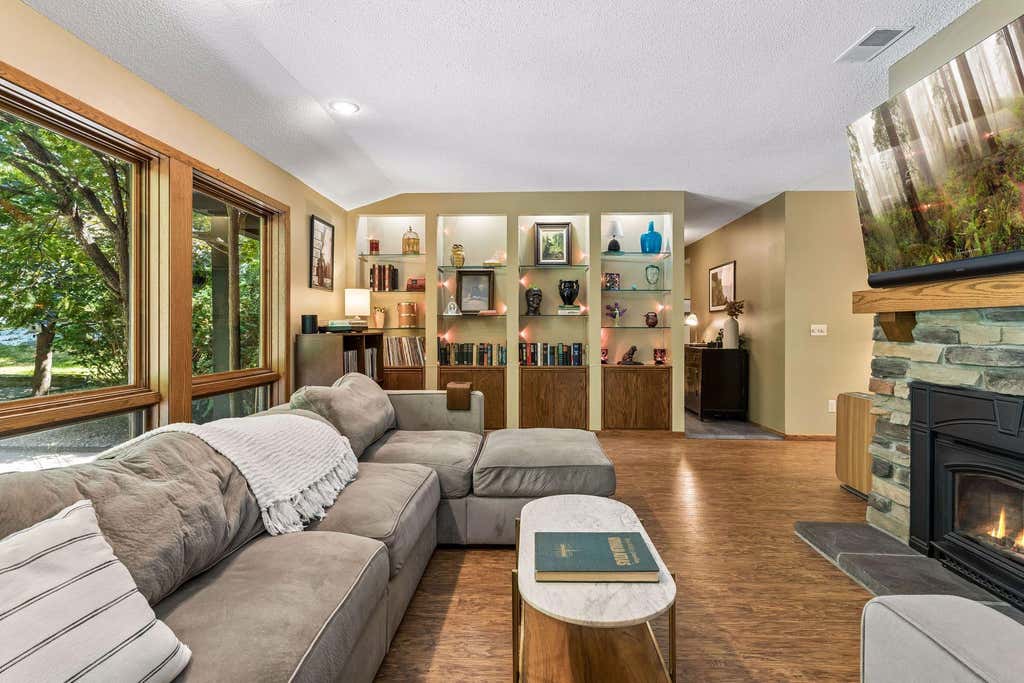 Photo of 4643 Wild Canyon Trail, Woodbury, MN 55129 (MLS # 7121969)