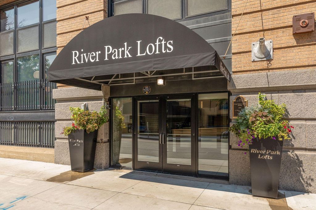 Photo of 406 Wacouta Street #216, Saint Paul, MN 55101 (MLS # 7037927)