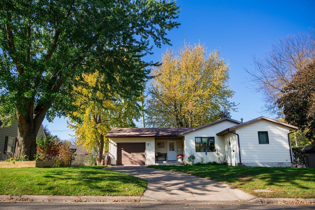 Photo of 1515 Chandler Avenue N, Glencoe, MN 55336 (MLS # 7158675)