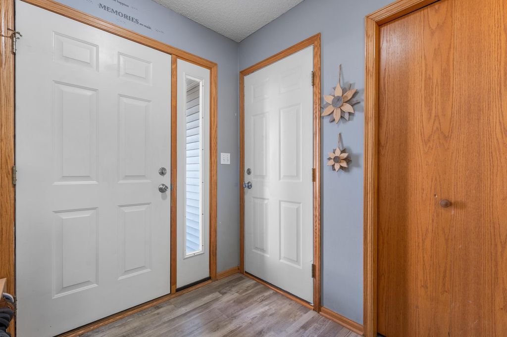 Photo of 807 5th Avenue NW, Dodge Center, MN 55927 (MLS # 7000716)