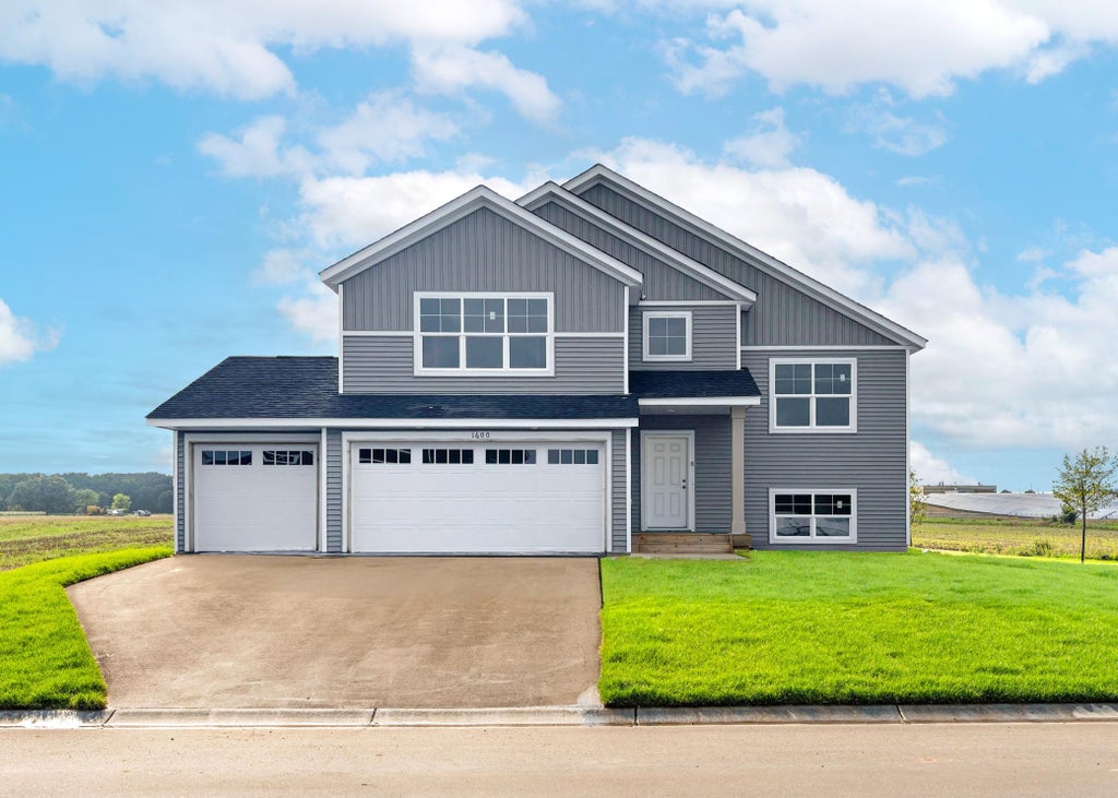 Photo of 4703 4th Street Loop NE, Saint Cloud, MN 56304 (MLS # 7145926)