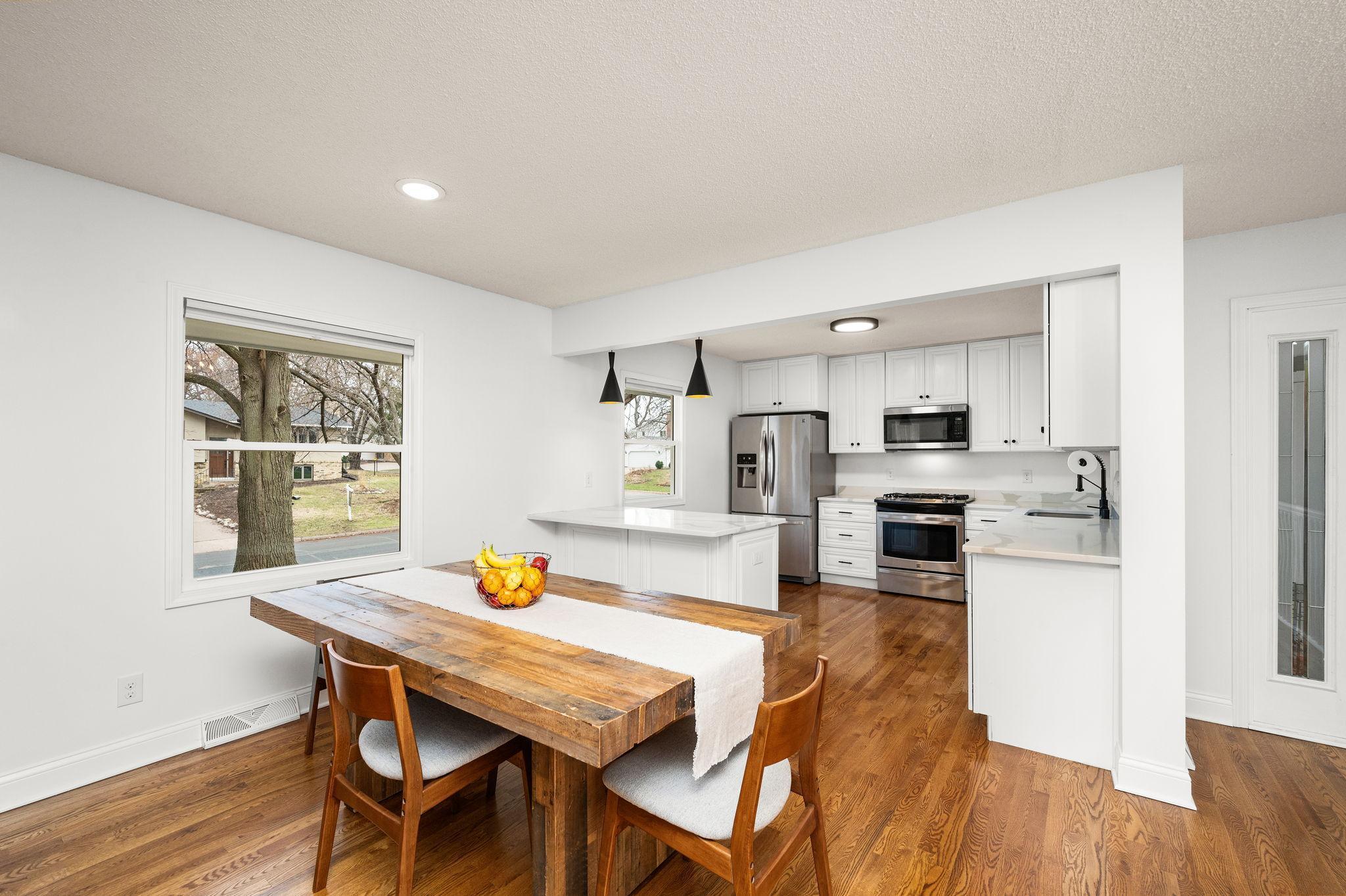 1900 Maryland Avenue N