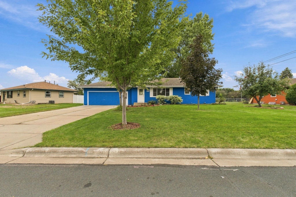 Photo of 4050 Upper 149th Street W, Rosemount, MN 55068 (MLS # 7126146)