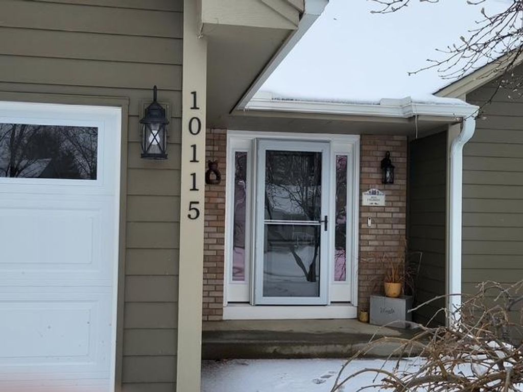 Photo of 10115 205th Court W, Lakeville, MN 55044 (MLS # 7002531)