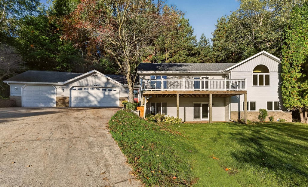 Photo of 1618 Park Road, Saint Charles, MN 55972 (MLS # 7150180)