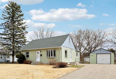 5848 Pennsylvania Avenue N Crystal MN 55428