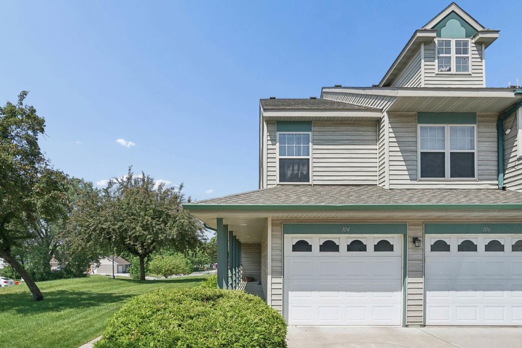 Photo of 104 Morningside Drive NE, Hutchinson, MN 55350 (MLS # 7085014)