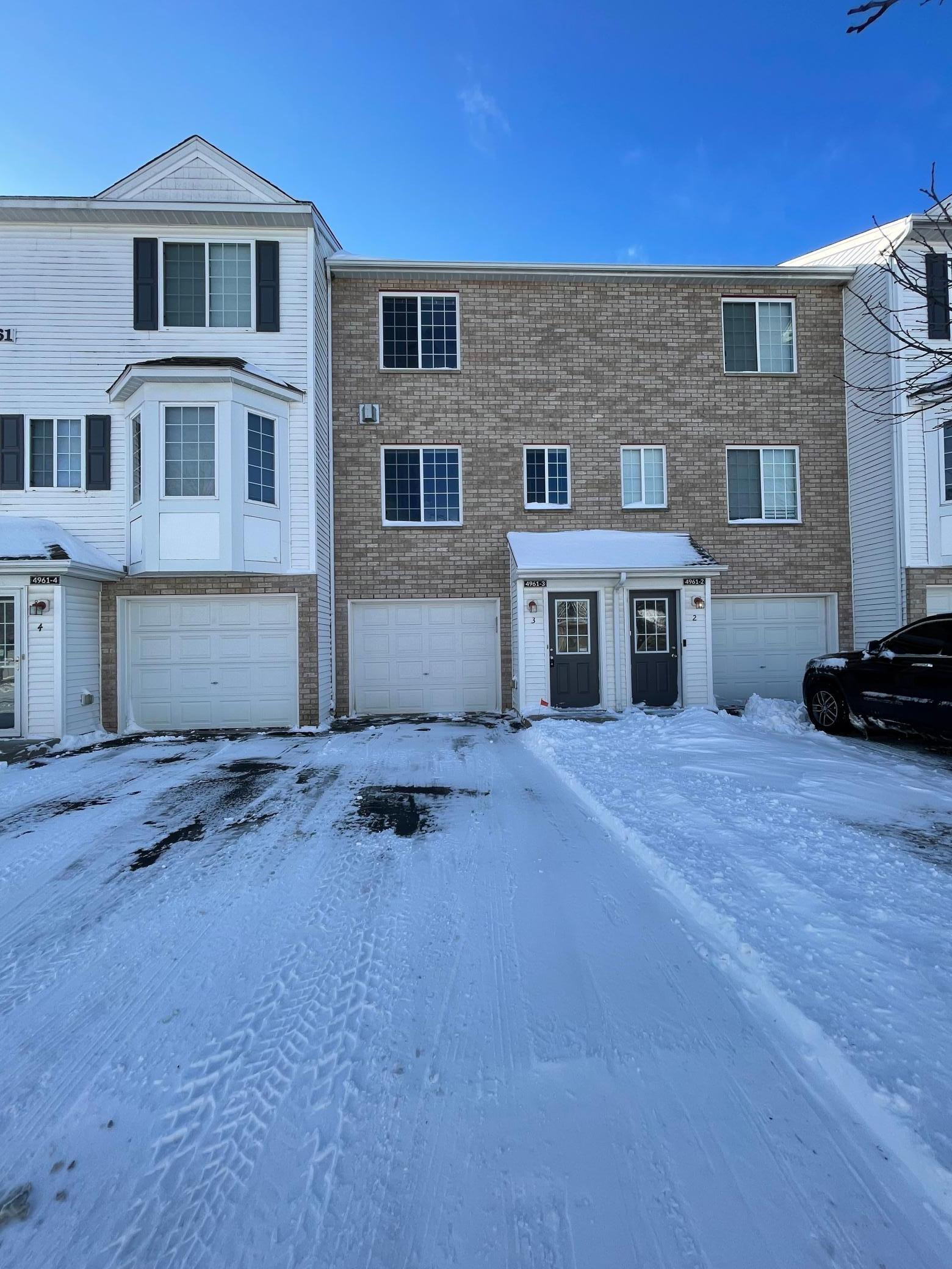 4961 Emmit Drive N 3