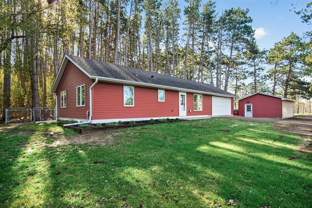 Photo of 8725 Highway 95 NW, Princeton, MN 55371 (MLS # 7063959)