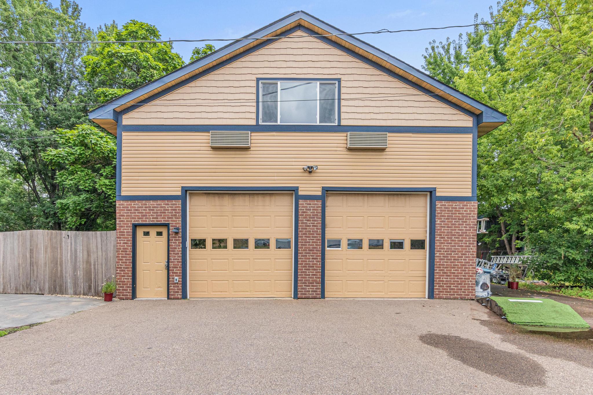 9775 215th Street W