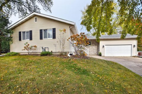 332 13th Street SW Owatonna MN 55060
