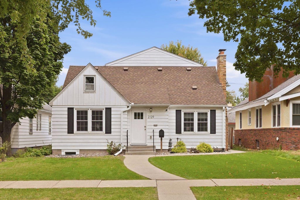 Photo of 2129 Hartford Avenue, Saint Paul, MN 55116 (MLS # 7134806)