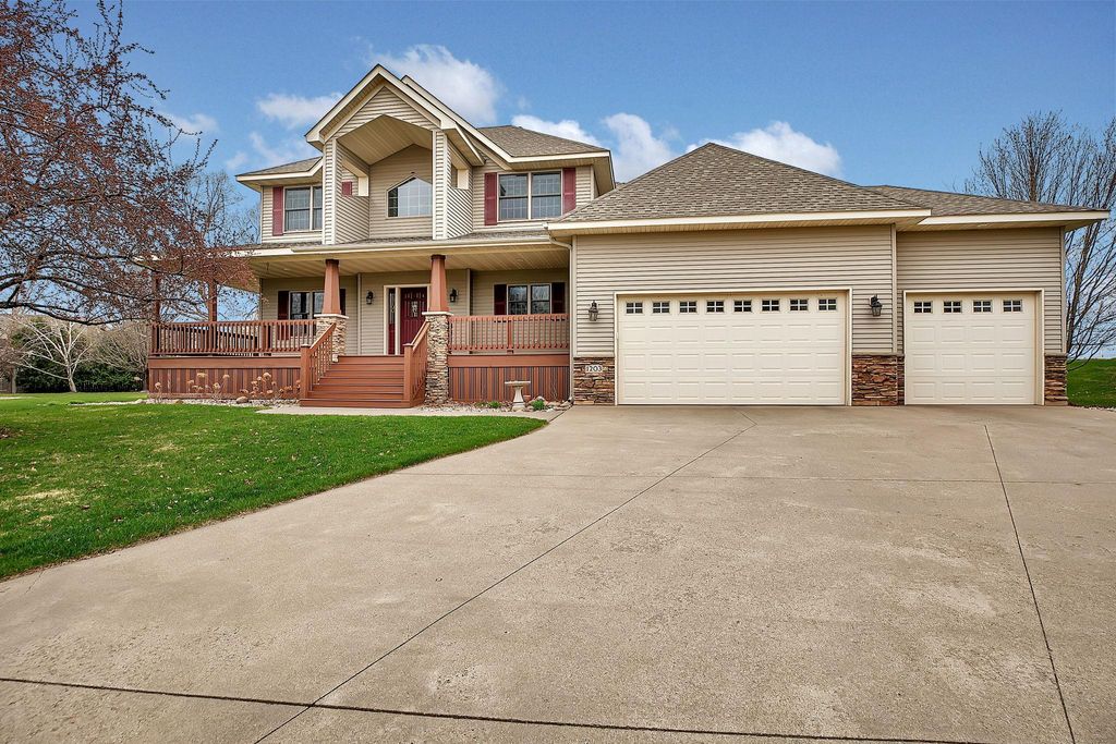Photo of 1203 Liberty Court, Sartell, MN 56377 (MLS # 7061784)