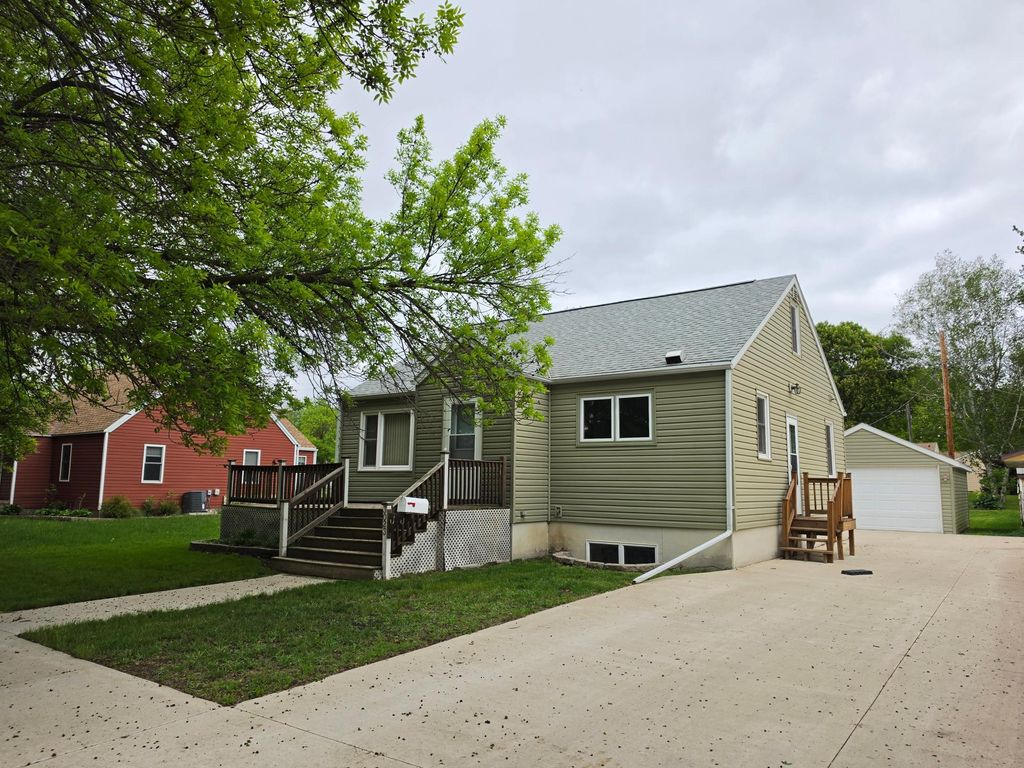 Photo of 3023 Norwood Avenue, Slayton, MN 56172 (MLS # 7079880)