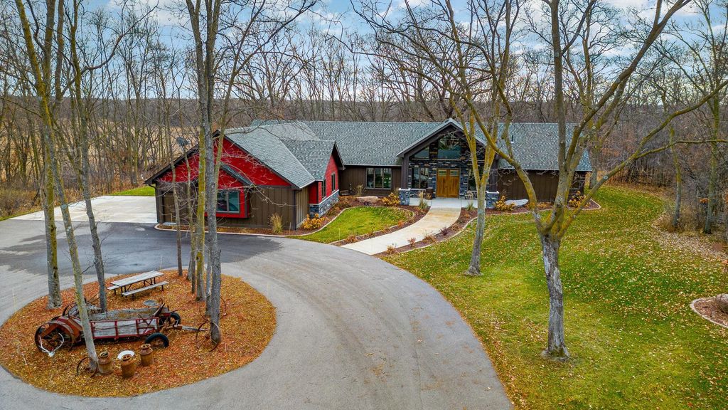 Photo of 7243 Hazelwood Avenue, Northfield, MN 55057 (MLS # 7032730)