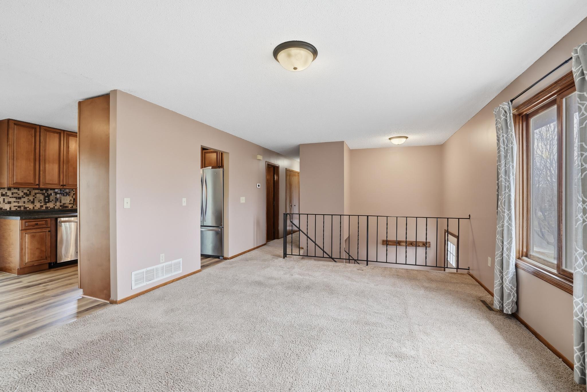 1057 Tamarack Lane