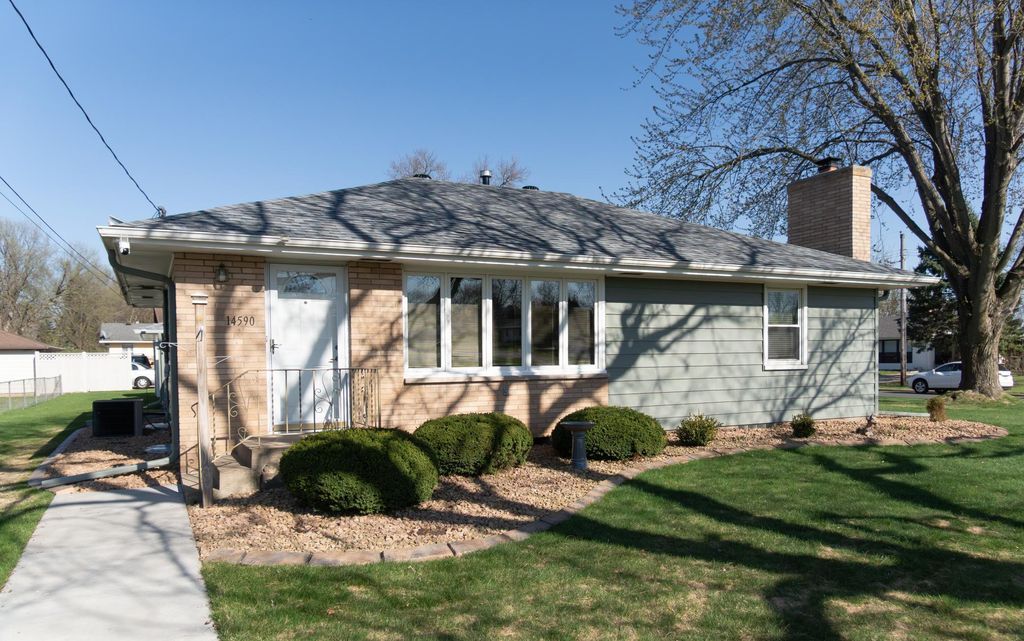 Photo of 14590 Chianti Avenue W, Rosemount, MN 55068 (MLS # 7059907)