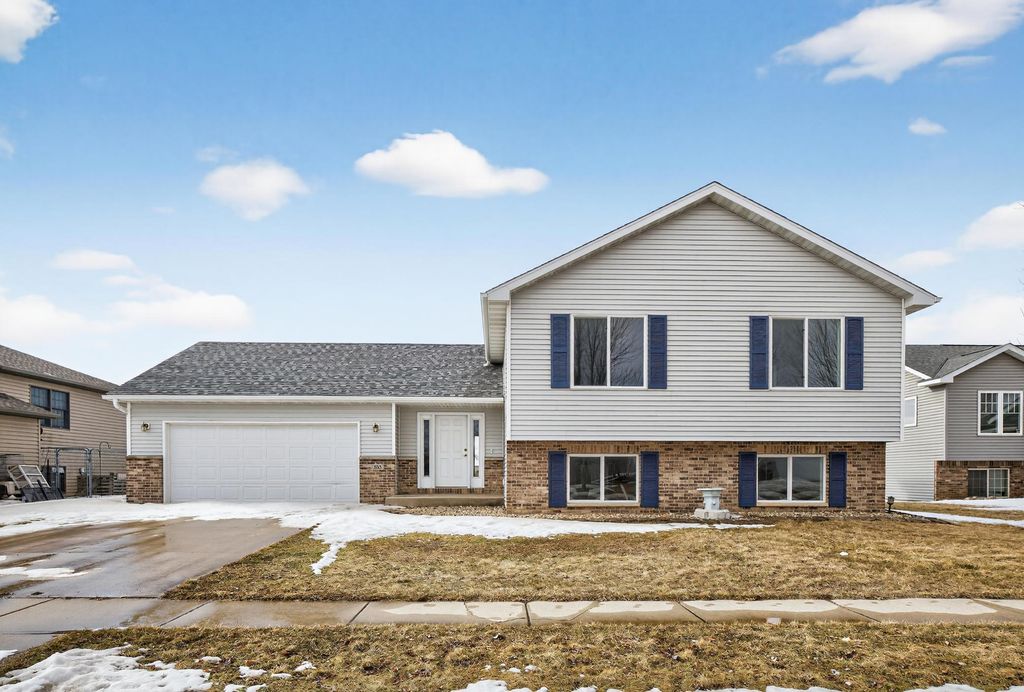 Photo of 203 10th Avenue SE, Kasson, MN 55944 (MLS # 7022448)