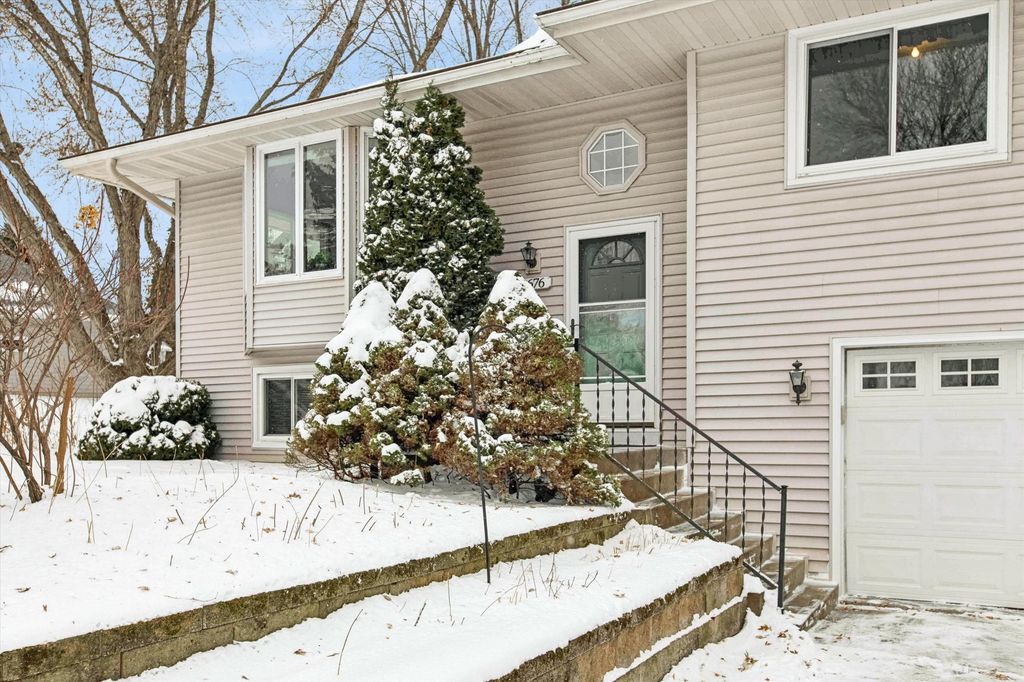 Photo of 9676 Crestwood Terrace, Eden Prairie, MN 55347 (MLS # 6824176)