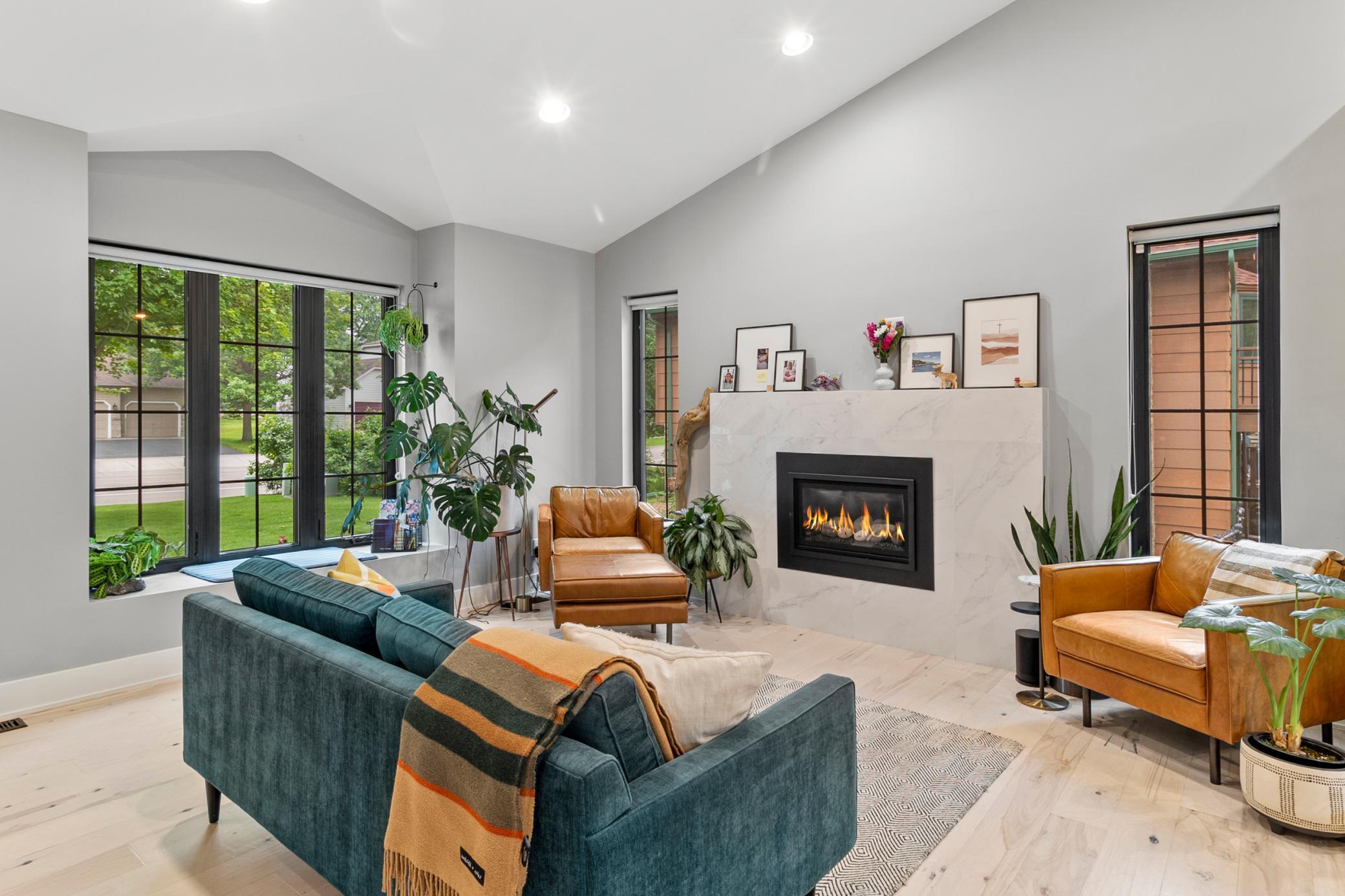 6855 Timber Crest Drive