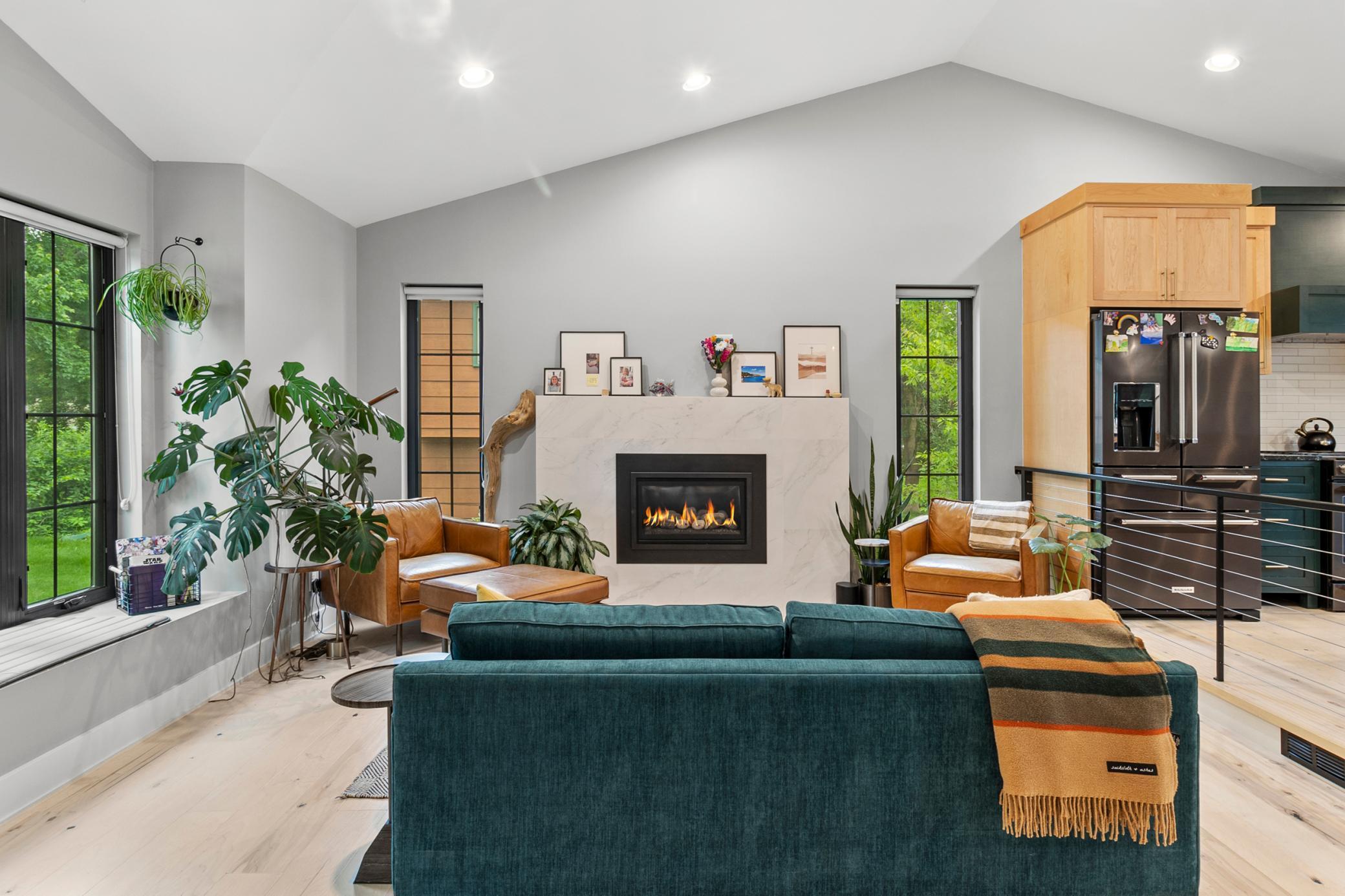 6855 Timber Crest Drive