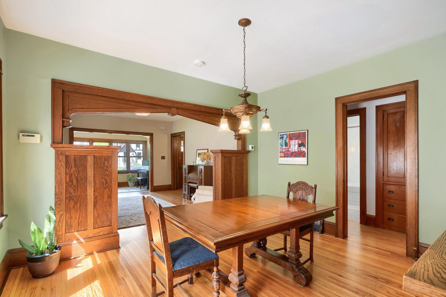 1236 Ashland Avenue