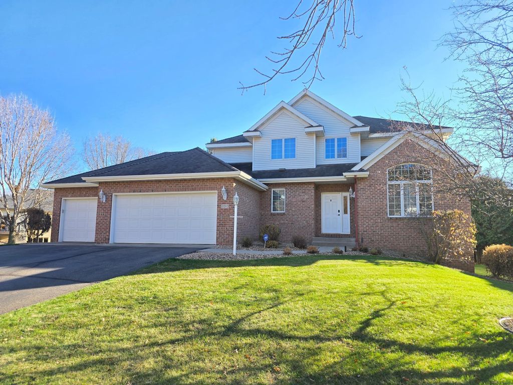 Photo of 2010 25th Street S, Saint Cloud, MN 56301 (MLS # 7024921)