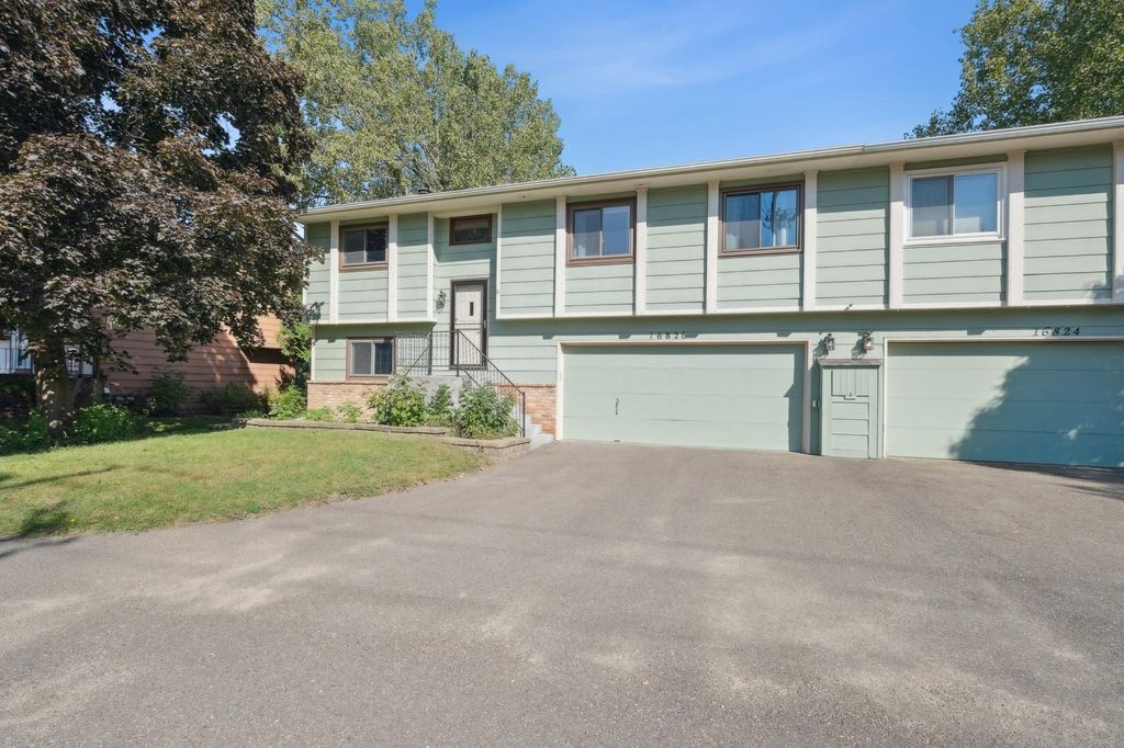 Photo of 16826 Excelsior Boulevard, Minnetonka, MN 55345 (MLS # 7010241)