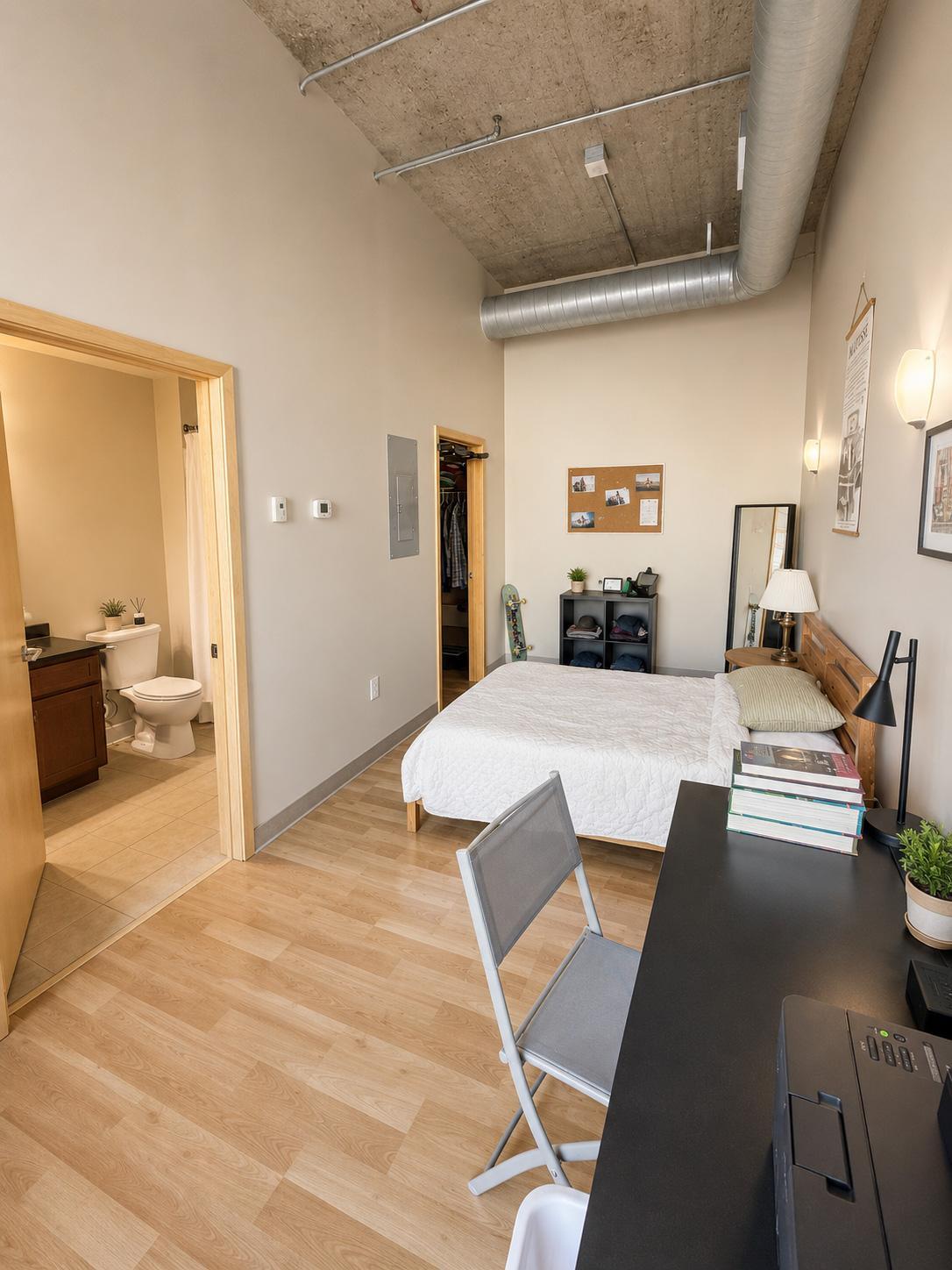 521 S 7th Street 220