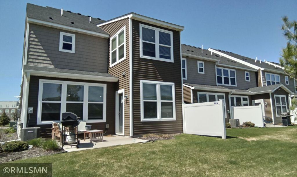 Photo of 5121 94th Lane N, Brooklyn Park, MN 55443 (MLS # 7071277)