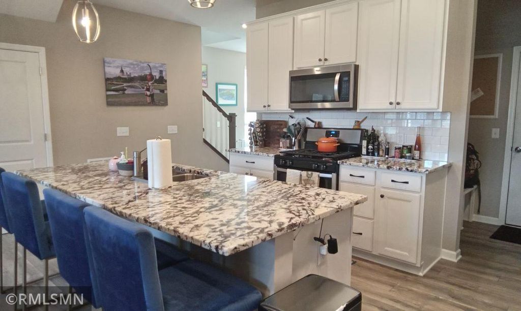 Photo of 5121 94th Lane N, Brooklyn Park, MN 55443 (MLS # 7071277)